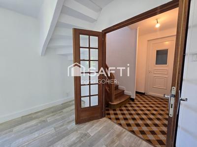 Maison - 81 m² - 5 pièces