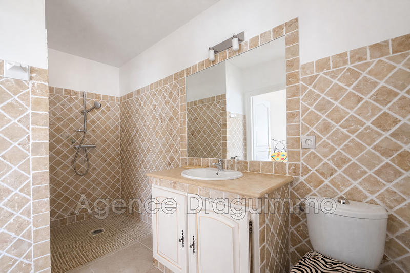 Maison - 260 m² - 7 pièces