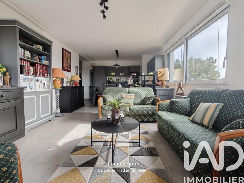 Appartement - 77 m² - 3 pièces