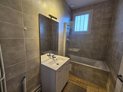 Appartement - 82 m² - 4 pièces