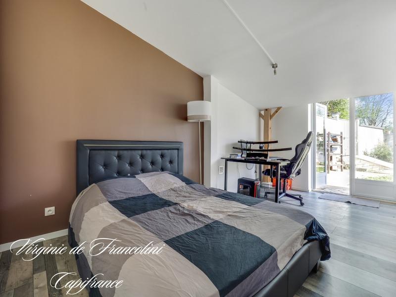 Maison - 251 m² - 8 pièces