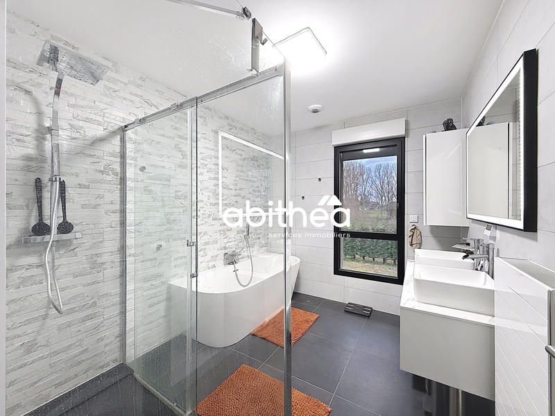 Maison - 116 m² - 5 pièces