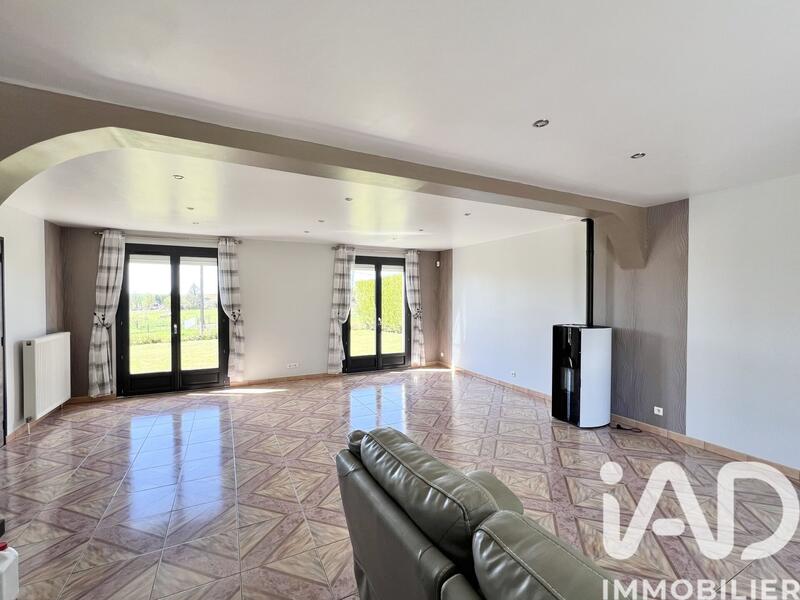 Maison - 150 m² - 5 pièces