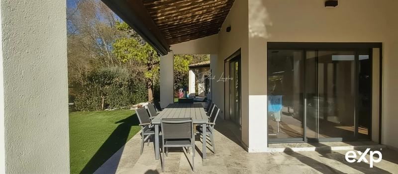 Villa - 180 m² - 5 pièces