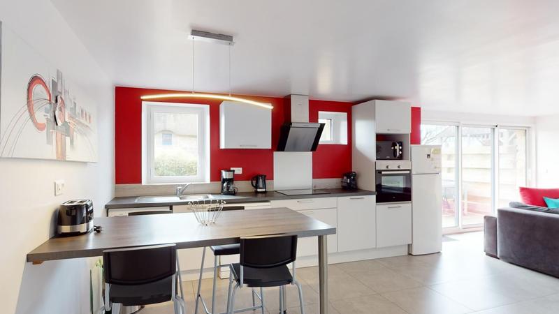 Maison - 350 m² - 17 pièces