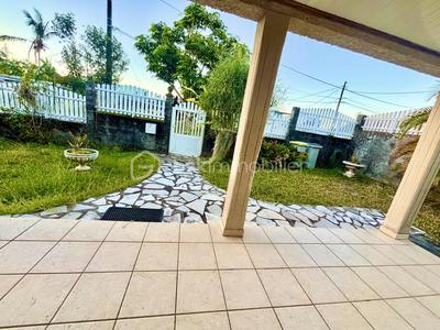 Maison - 110 m² - 4 pièces