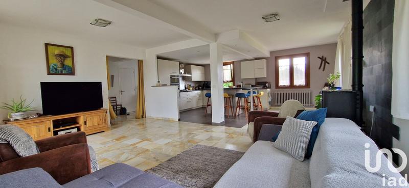 Maison - 222 m² - 7 pièces