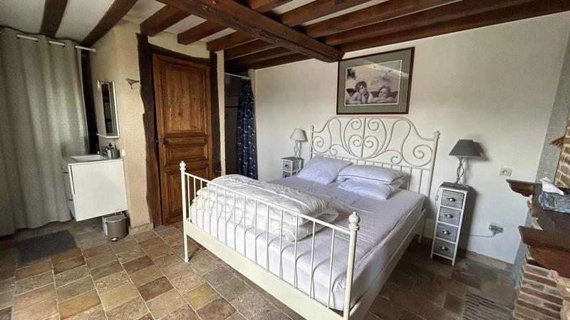 Maison - 342 m² - 14 pièces