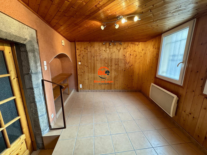 Maison - 105 m² - 4 pièces