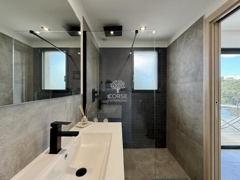 Villa - 151 m² - 5 pièces