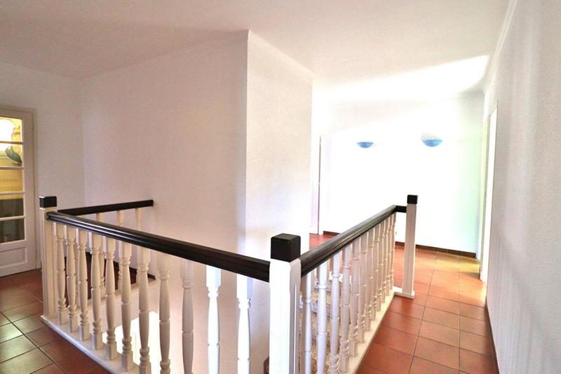 Maison - 159 m² - 5 pièces