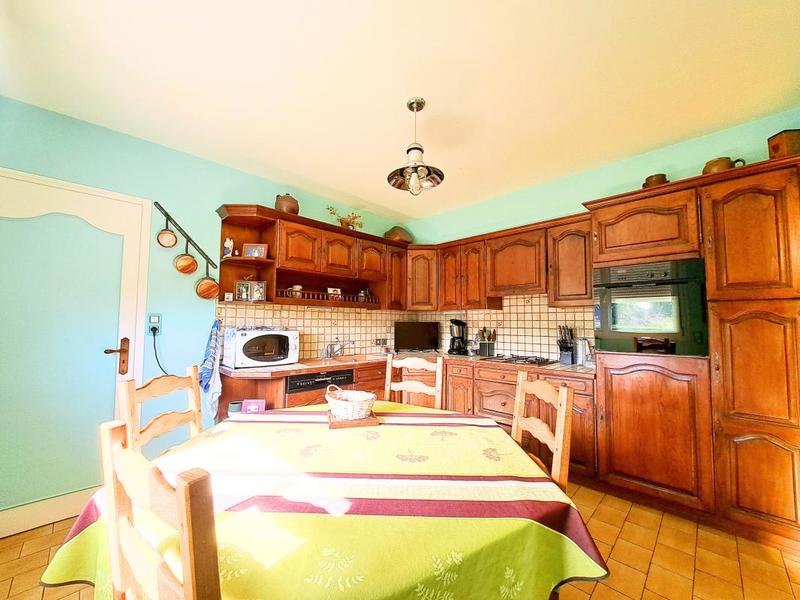 Maison - 121 m² - 6 pièces