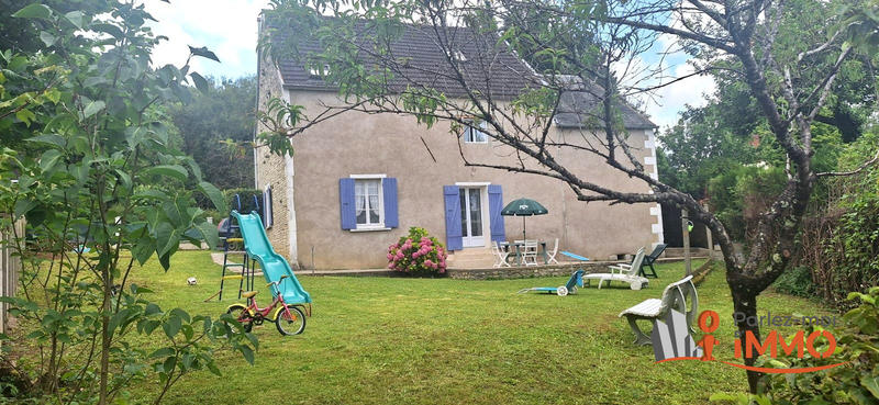 Maison ancienne - 151 m² - 7 pièces