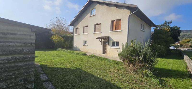 Maison - 174 m² - 7 pièces