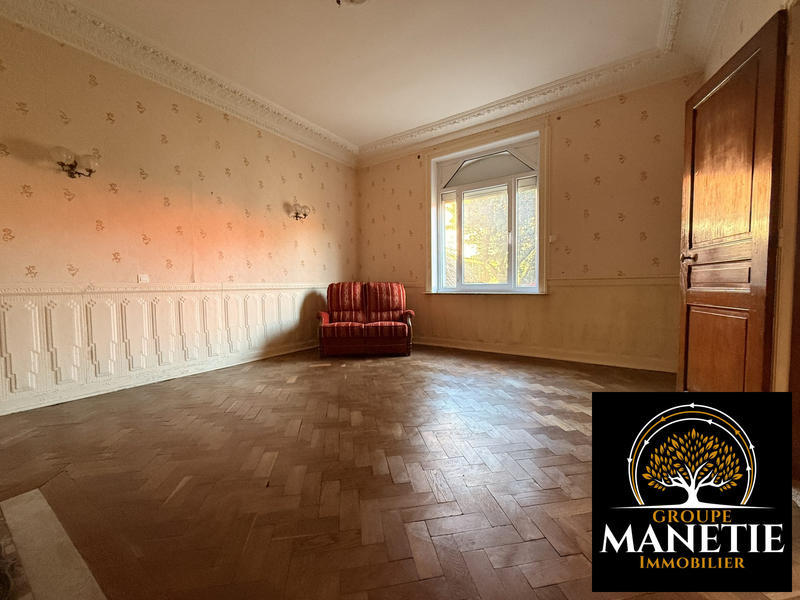 Maison - 207 m² - 6 pièces