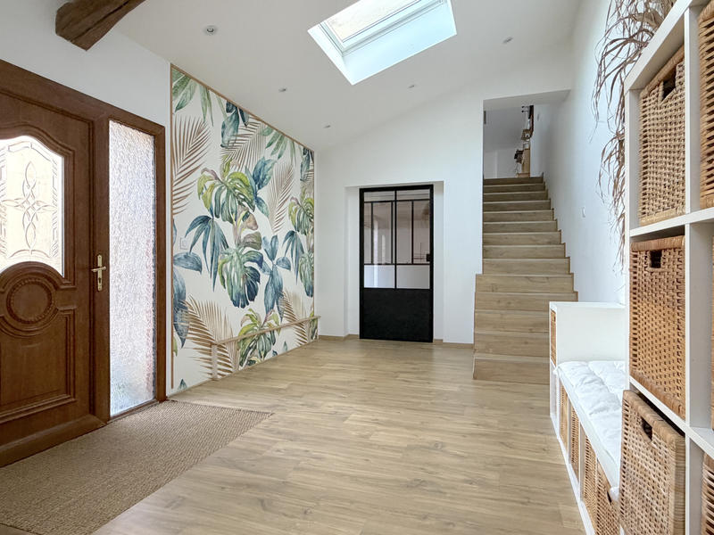 Maison - 255 m² - 7 pièces