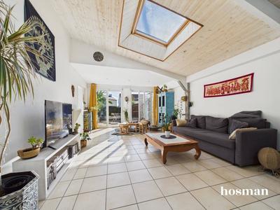 Maison - 144 m² - 8 pièces