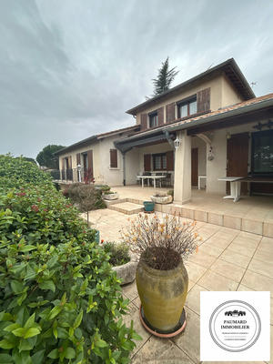 Maison - 191 m² - 8 pièces