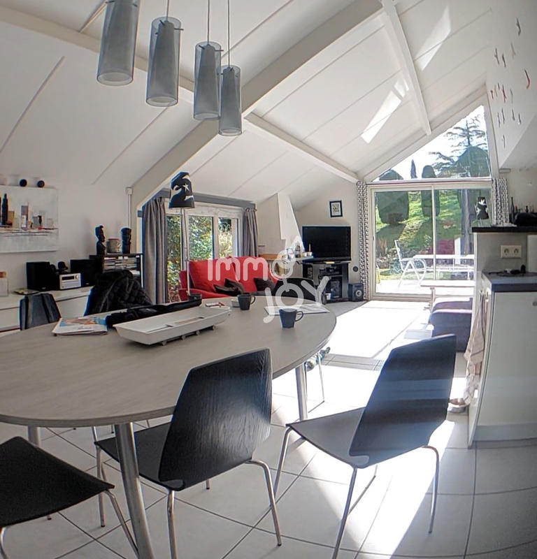 Villa - 107 m² - 4 pièces