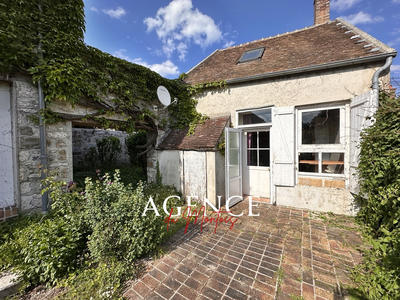 Maison - 85 m² - 5 pièces