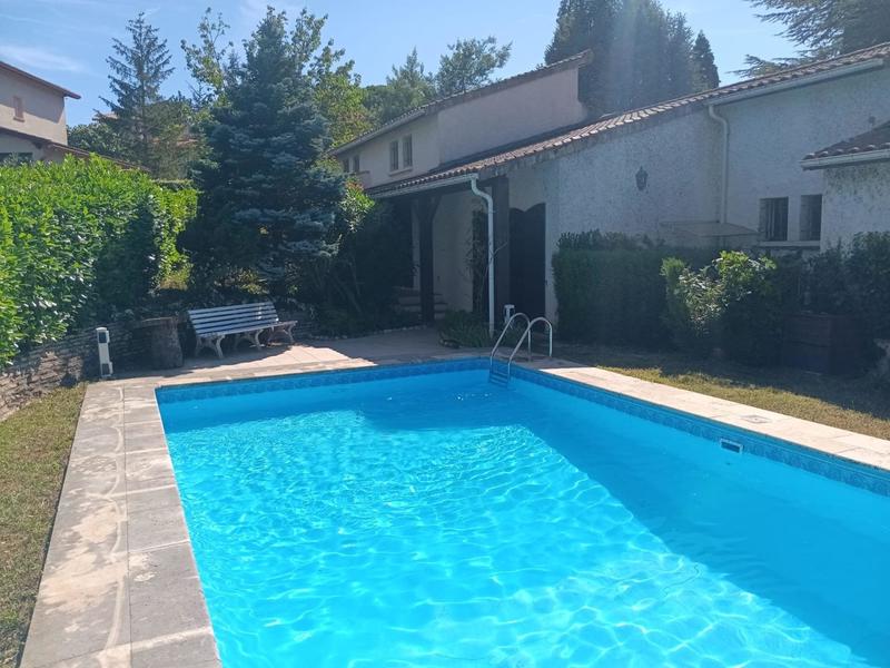 Maison - 135 m² - 5 pièces