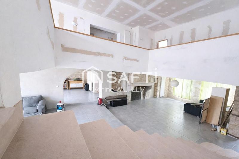 Maison - 245 m² - 9 pièces