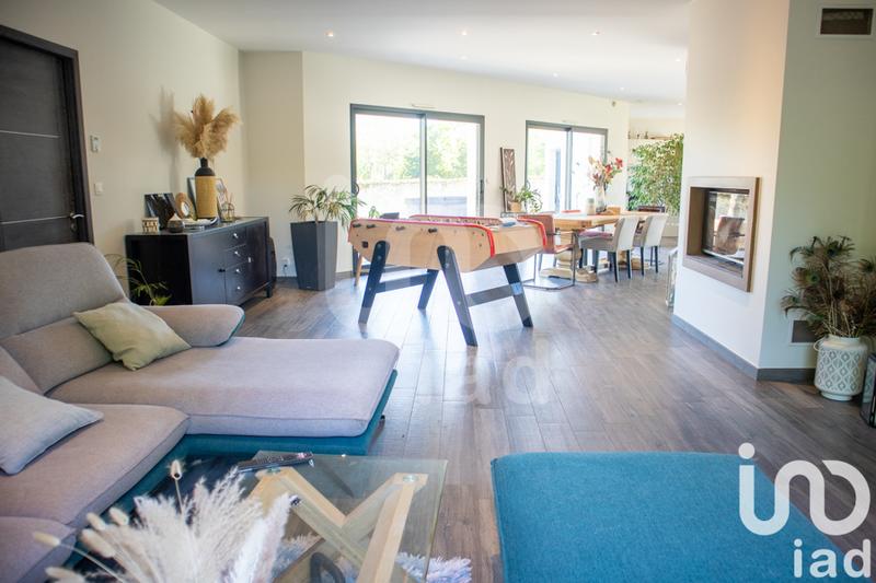 Maison - 184 m² - 6 pièces