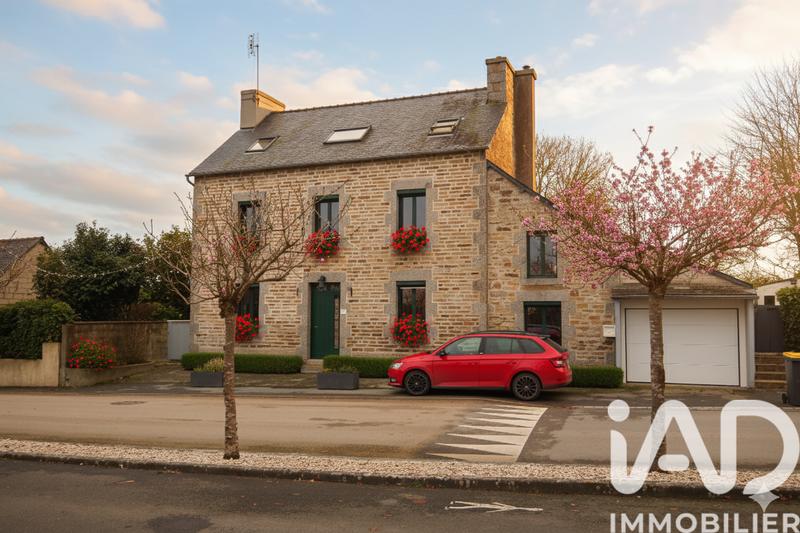 Maison - 138 m² - 7 pièces