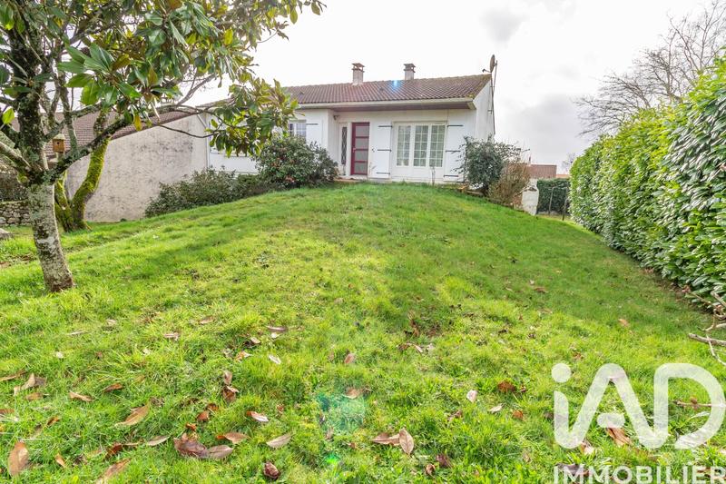 Maison - 122 m² - 6 pièces