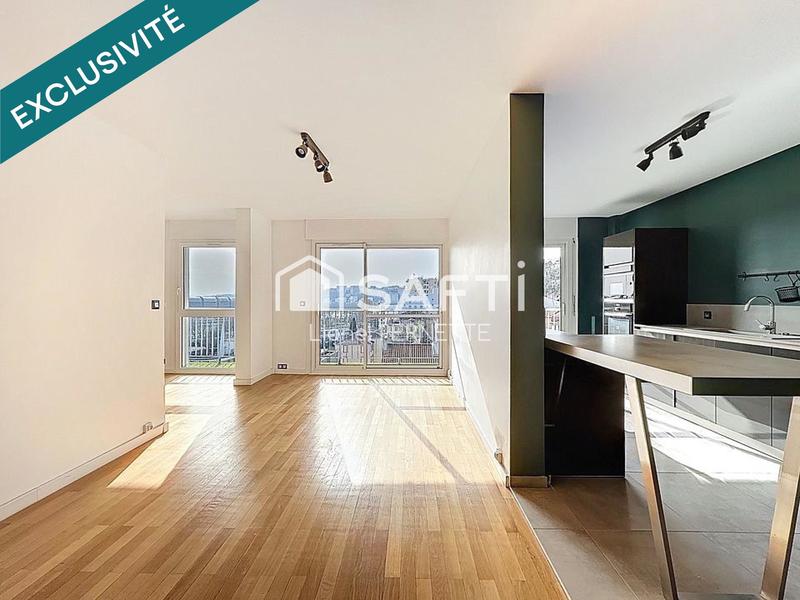 Appartement - 99 m² - 5 pièces