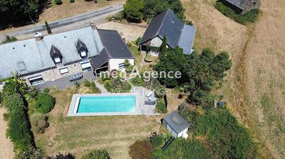 Maison de campagne - 180 m² - 6 pièces