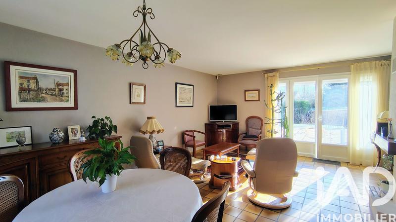 Maison - 160 m² - 8 pièces