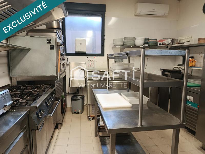 Local commercial - 99 m²