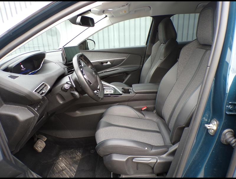 Peugeot 3008 Bhdi 130 Allure Pack Eat8