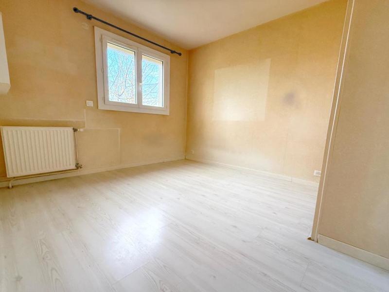 Maison - 86 m² - 5 pièces