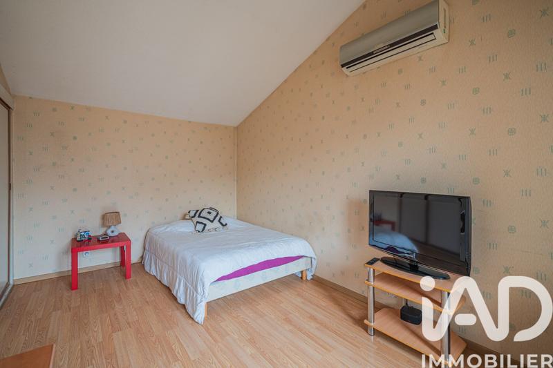 Maison - 104 m² - 5 pièces