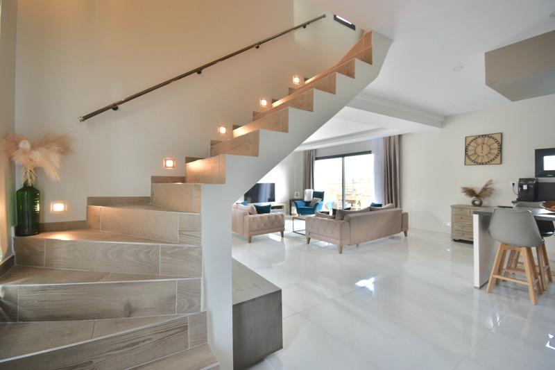 Maison - 151 m² - 6 pièces