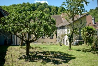 Appartement - 165 m² - 8 pièces