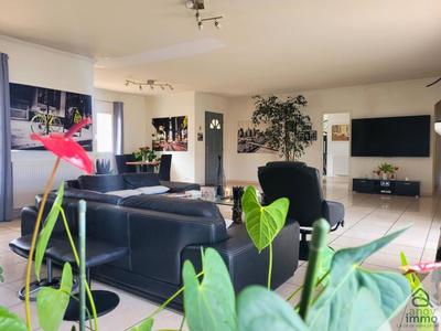 Maison - 170 m² - 5 pièces