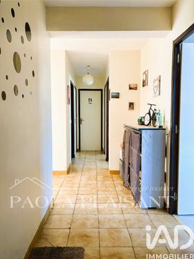 Appartement - 95 m² - 4 pièces