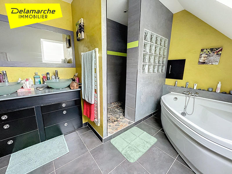 Maison - 161 m² - 6 pièces