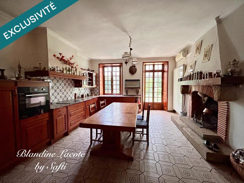 Maison - 623 m² - 20 pièces