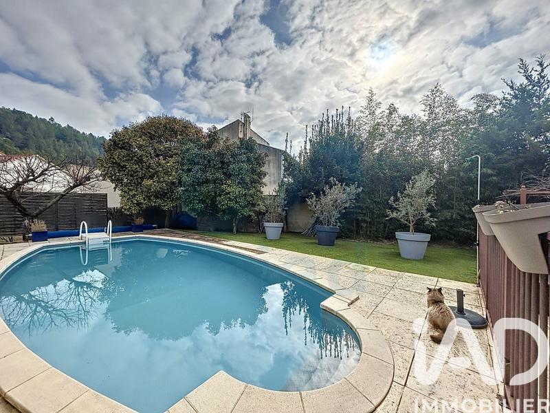 Maison - 120 m² - 4 pièces