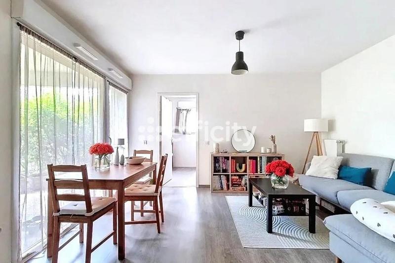 Appartement - 56 m² - 3 pièces