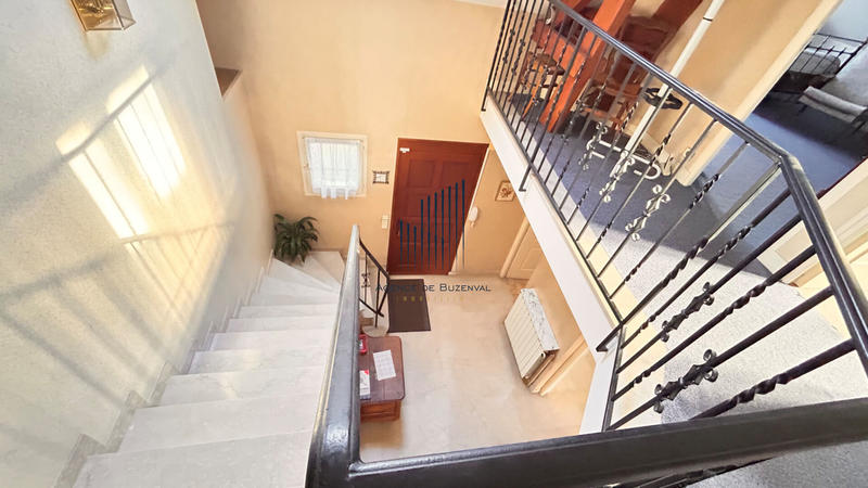 Maison - 162 m² - 8 pièces