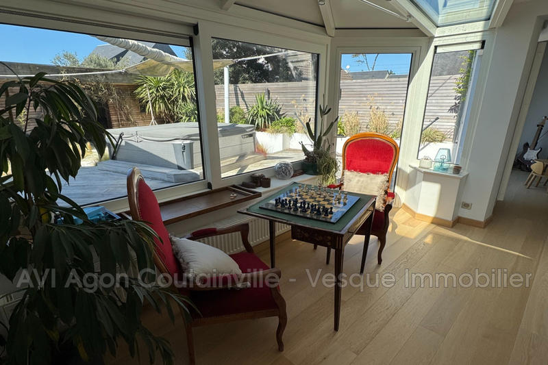 Villa - 350 m² - 10 pièces