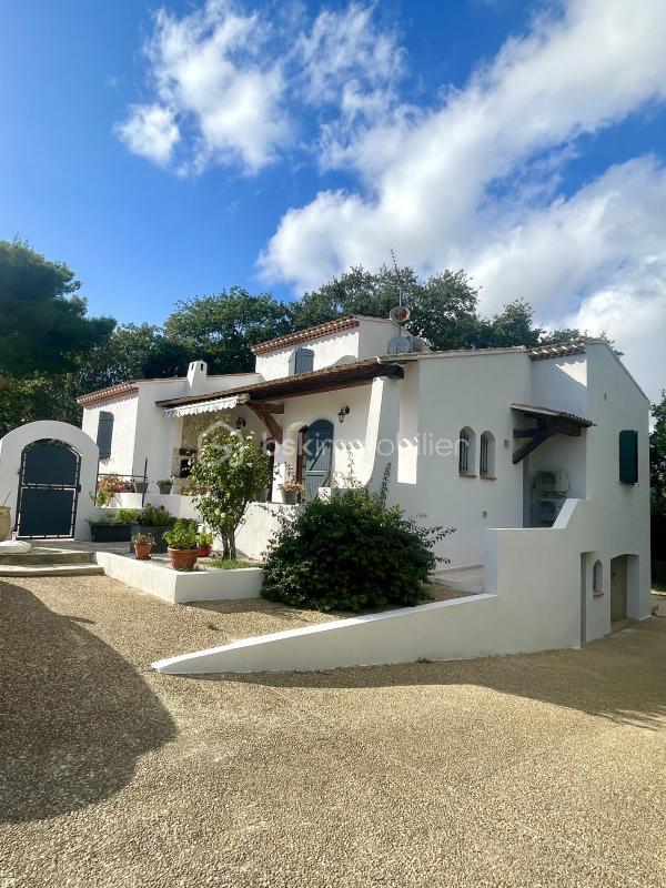 Propriété - 160 m² - 6 pièces