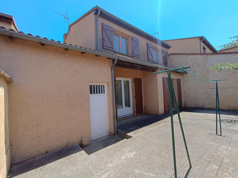 Maison - 95 m² - 5 pièces