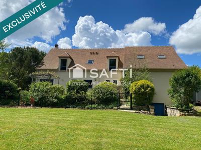 Maison - 172 m² - 9 pièces