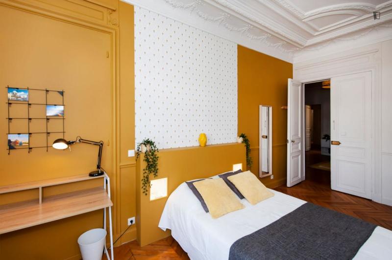 Chambre - 17 m² - 7 pièces